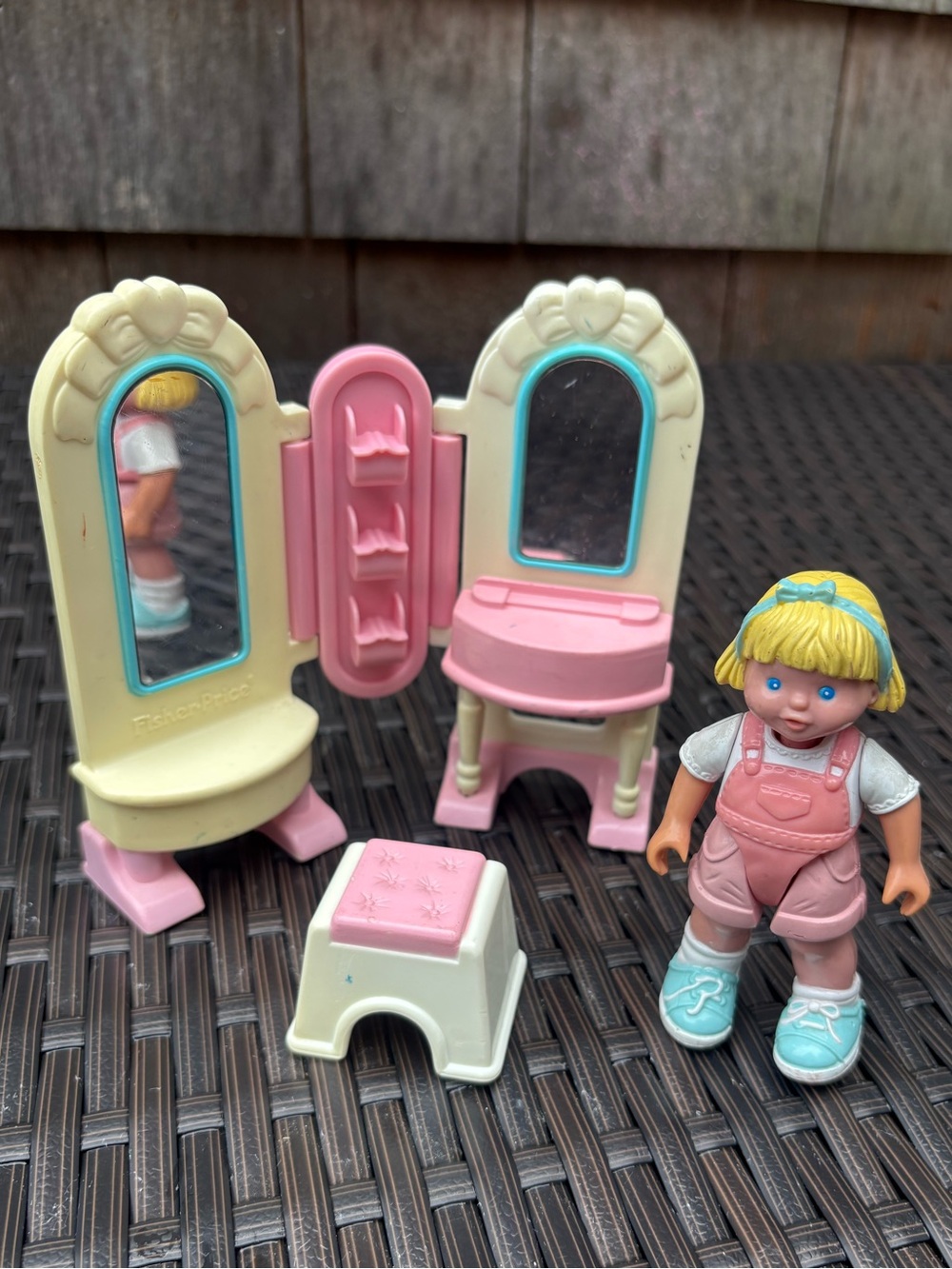 Vintage Fisher Price Loving Family Little Sister & Vanity Bundle 1993 1994